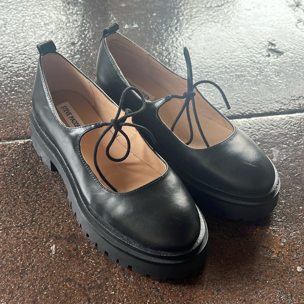 Steve Madden Black Chunky Loafers